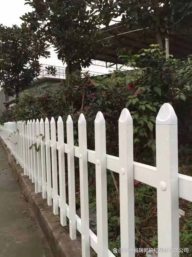 草坪护栏生产厂家